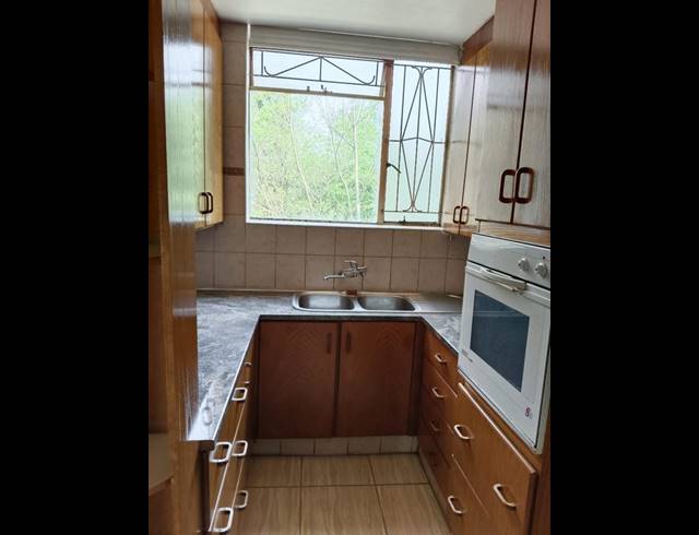 3 BEDROOM APARTMENT FOR SALE IN SASOLBURG